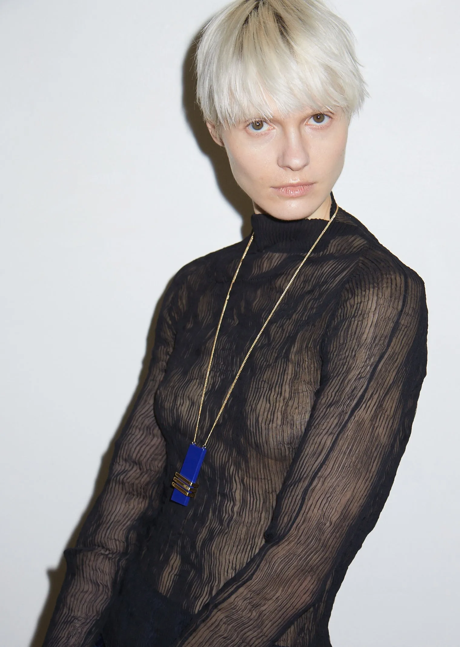 Embellished Pendant Necklace