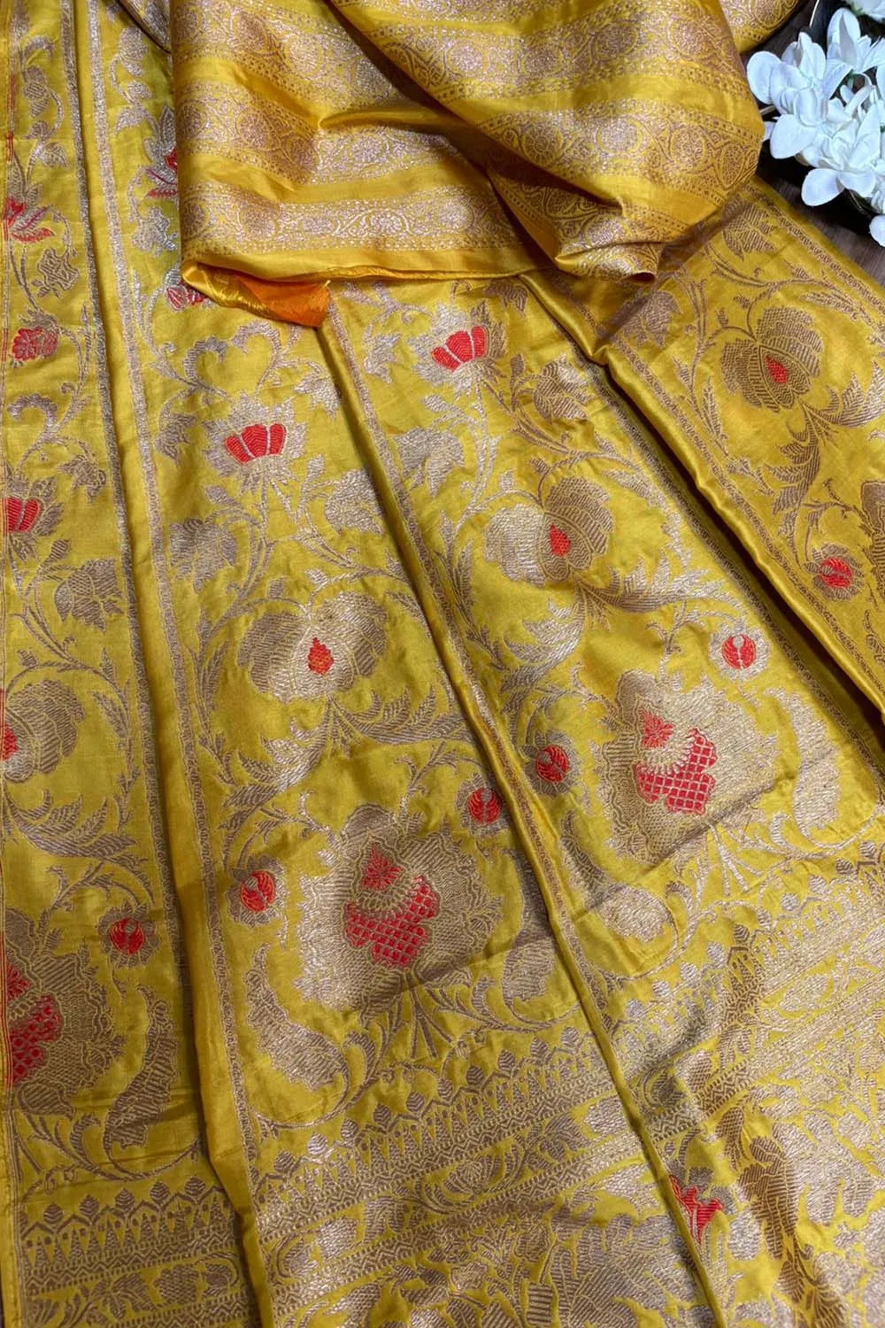 Yellow Banarasi Pure Katan Silk Unstitched Lehenga